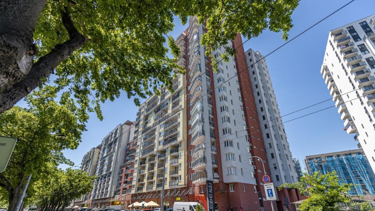 2 Room Apartment With Terrace, New Building, Jegeho Pozsony Kültér fotó